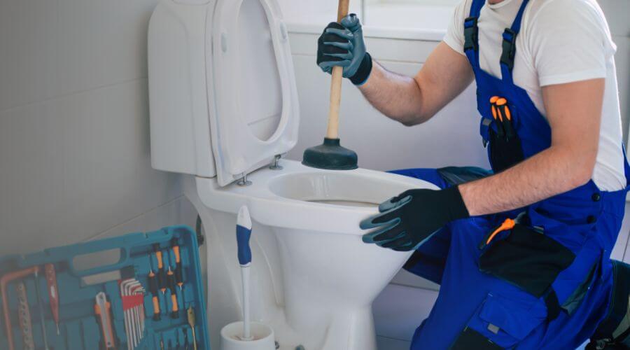 Expert burst pipe repair services in Columbus, AR